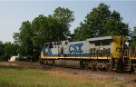 CSX 526 leads train Q776 southbound